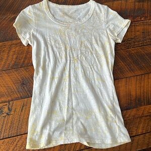 Roxy T-shirt definitely on the soft side almost seems vintagy to me 😊